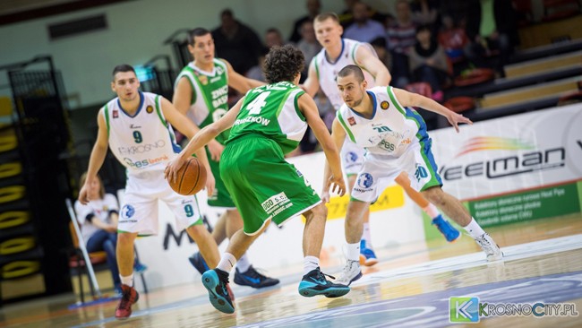 Mecz MOSiR PBS Bank KHS Krosno 77:47 MKS Znicz Basket Pruszków - 16 lutego br.