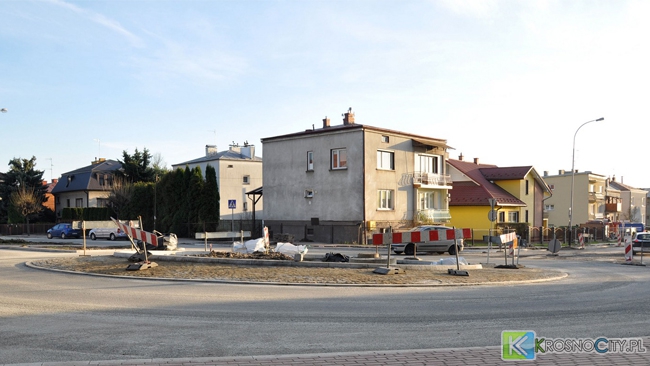 Budowa ronda przy ulicy Okrzei w Krośnie - 17 listopada 2013