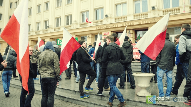 Protest pod Urzędem Wojewódzkim w Rzeszowie