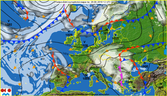 W środku tygodnia sięgnie nas zatoka niżu z ciepłym frontem atmosferycznym. Popada deszcz, lokalnie zagrzmi.