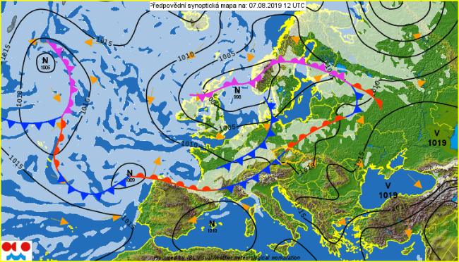Czwartkowy dzień, po parnej nocy i środzie, będzie bardzo przyjemny. Deszcze i burze zanikną, rozbuduje się wyż.