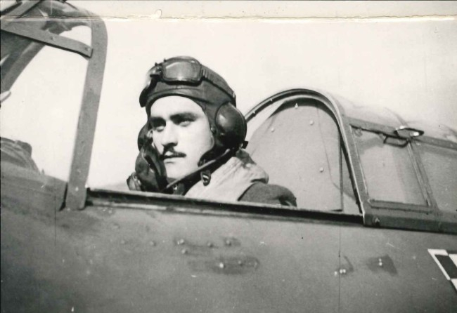 Eugeniusz Nowakiewicz w Spitfire Dywizjonu 302.