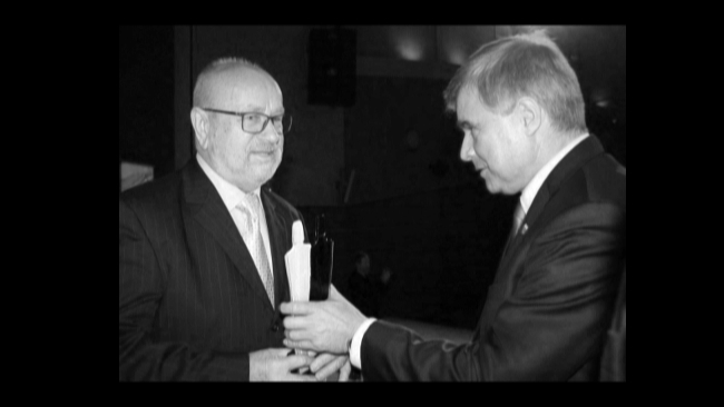W 2015 roku Czesław Matelowski otrzymał z rąk Prezydenta Krosna wyróżnienie 