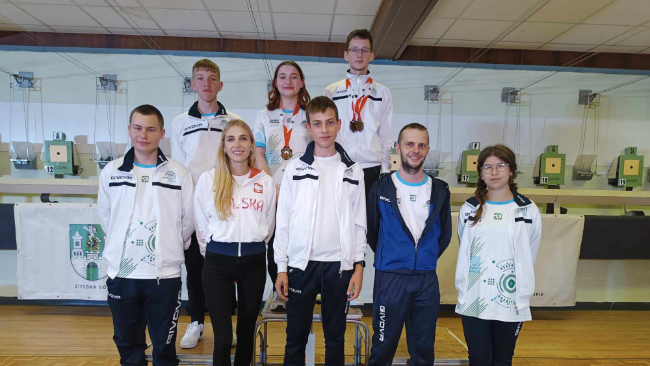 Strzelcy Husarii z Natalią Kochańską - olimpijką z Paryża.