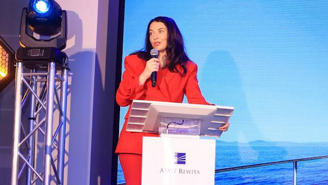 Anna Sobieraj-Kozakiewicz (AMW Rewita).