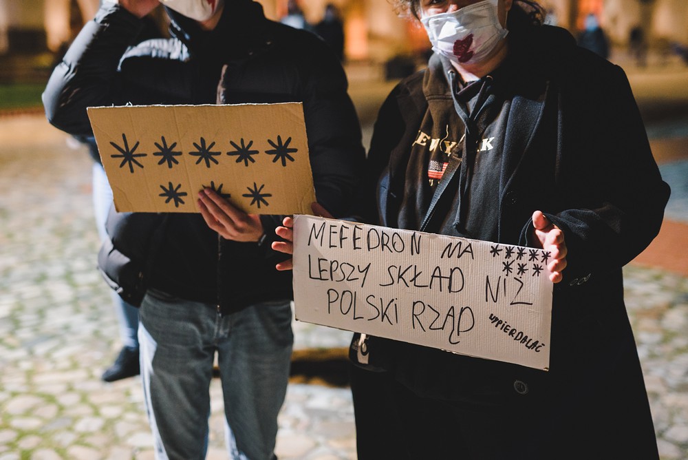 Protest kobiet w Krośnie w sprawie wyroku TK