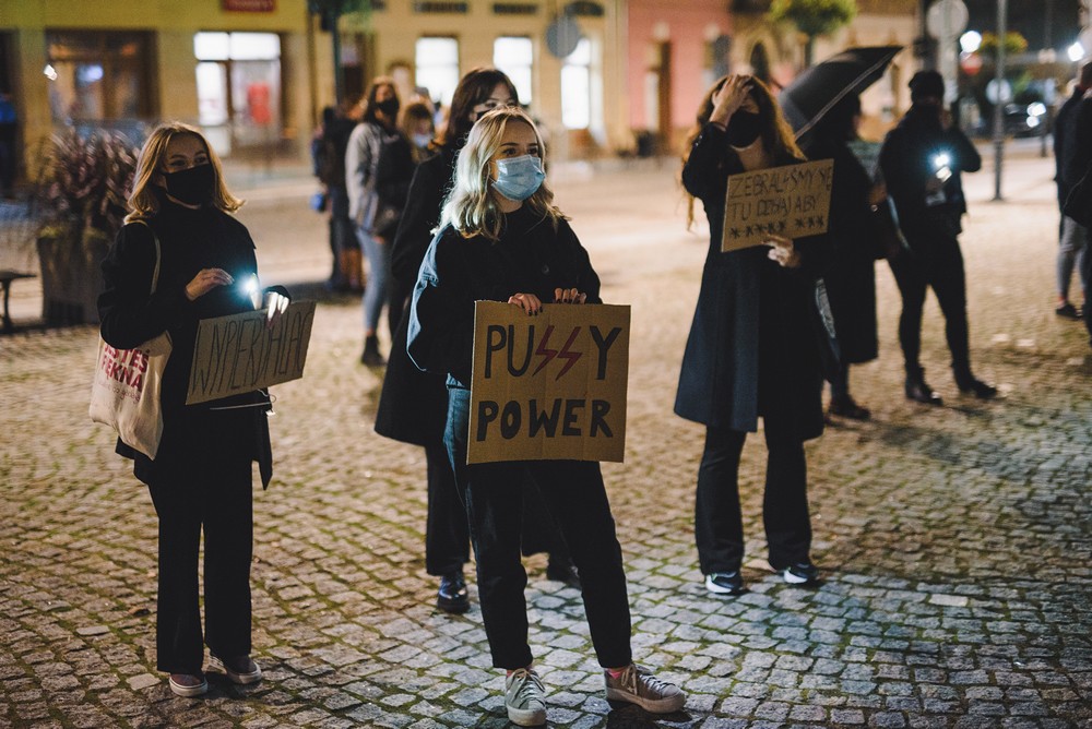 Protest kobiet w Krośnie w sprawie wyroku TK