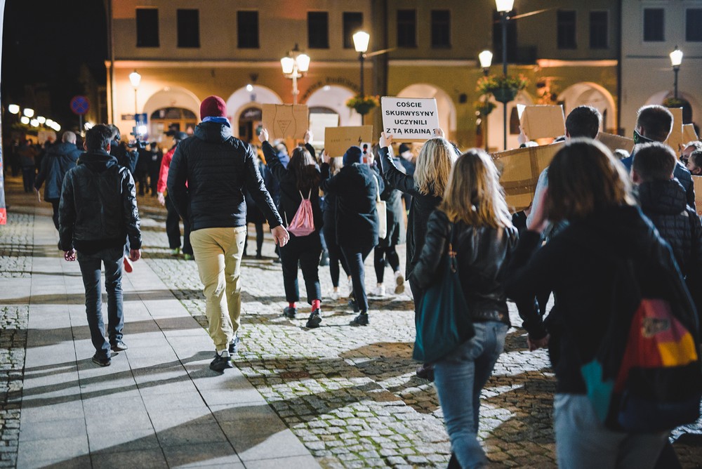 Protest kobiet w Krośnie w sprawie wyroku TK