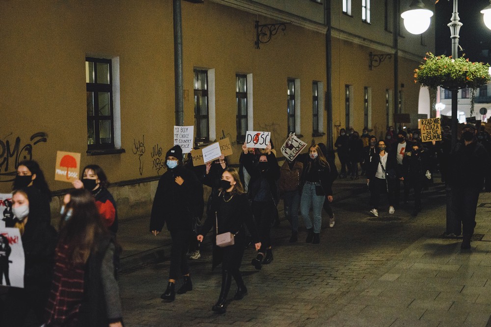 Protest kobiet w Krośnie w sprawie wyroku TK