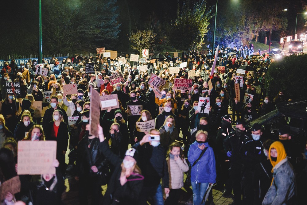 Protest kobiet w Krośnie w sprawie wyroku TK
