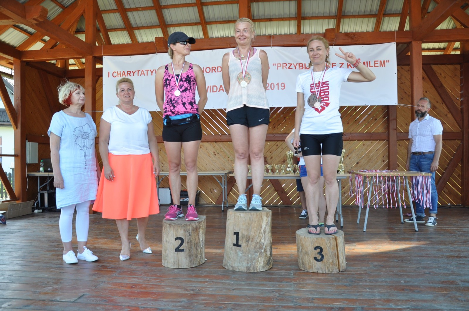 I Charytatywny Bieg oraz marsz Nordic Walking "Przybij Piątkę z Kamilem"