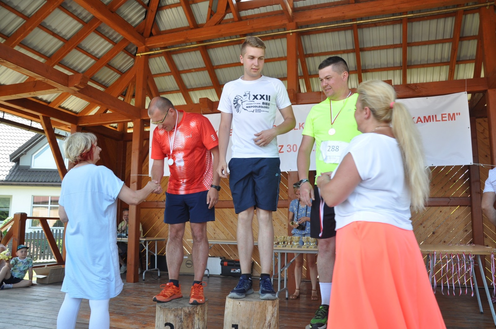 I Charytatywny Bieg oraz marsz Nordic Walking "Przybij Piątkę z Kamilem"