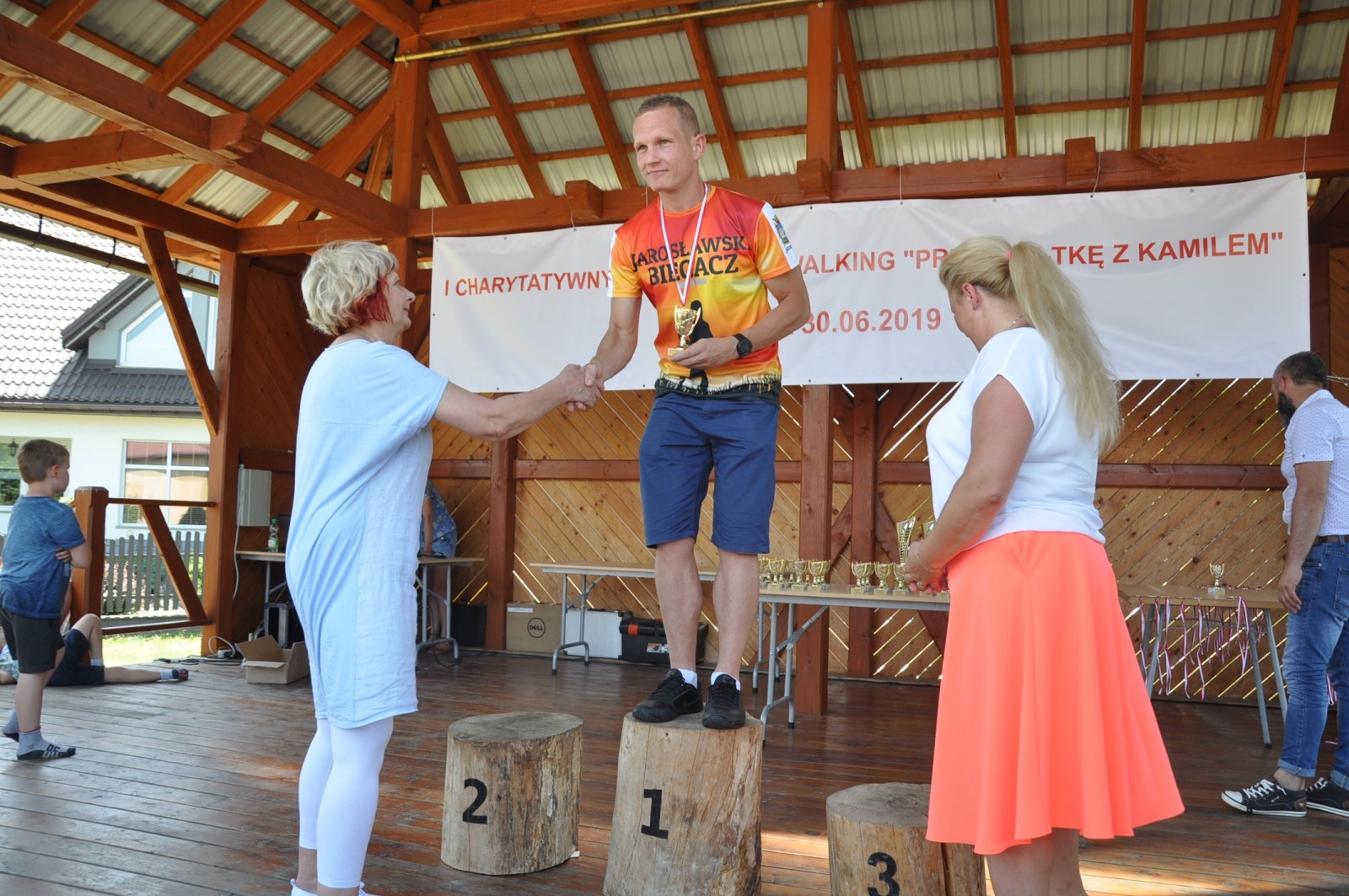 I Charytatywny Bieg oraz marsz Nordic Walking "Przybij Piątkę z Kamilem"