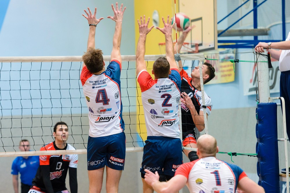 AZS PWSZ Karpaty KHS Krosno - Contimax MOSiR Bochnia. Fot. Łukasz Jaracz
