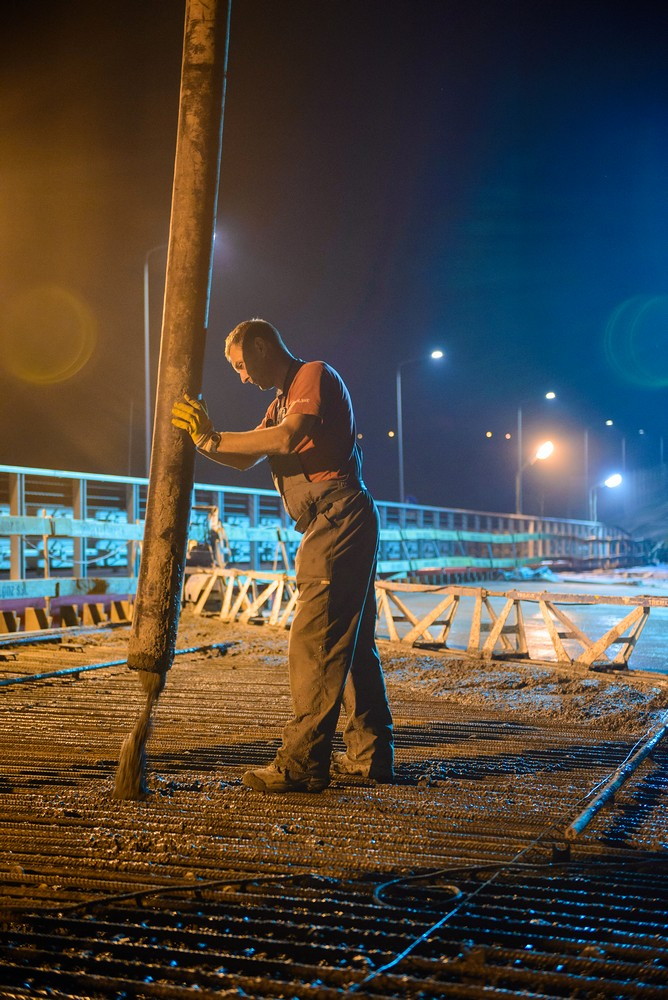 Betonowali most nad Lubatówką. Fot. Łukasz Jaracz
