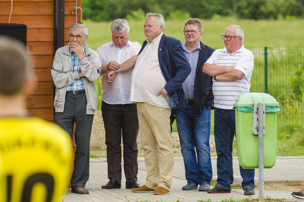 Otwarto nowe boisko na Guzikówce. Fot. Karol Słomka