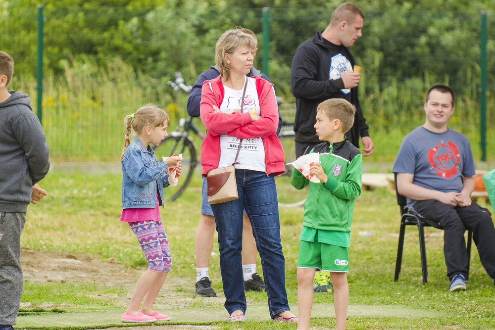 Otwarto nowe boisko na Guzikówce. Fot. Karol Słomka