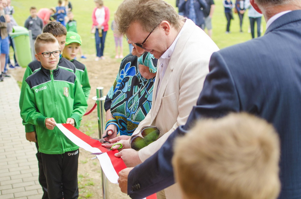 Otwarto nowe boisko na Guzikówce. Fot. Karol Słomka