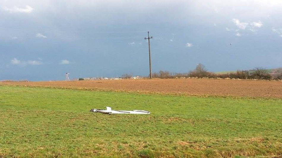 Zerwane dachy po poniedziałkowej burzy