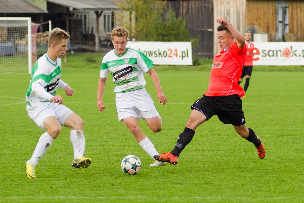 COSMOS NOWOTANIEC - KARPATY KROSNO