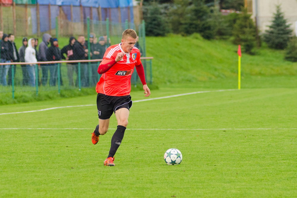 COSMOS NOWOTANIEC - KARPATY KROSNO