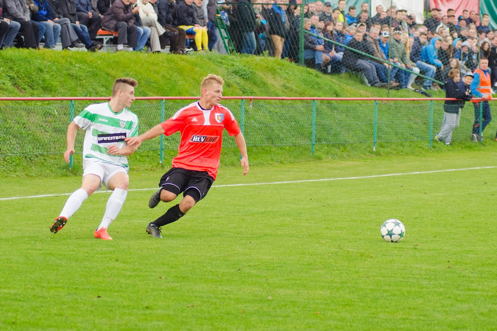 COSMOS NOWOTANIEC - KARPATY KROSNO