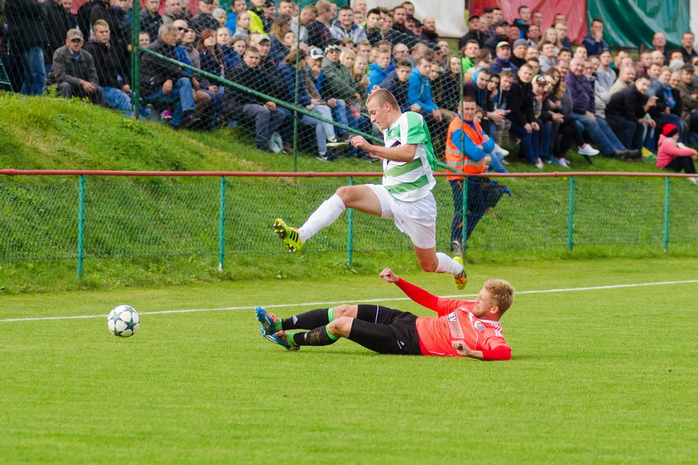 COSMOS NOWOTANIEC - KARPATY KROSNO