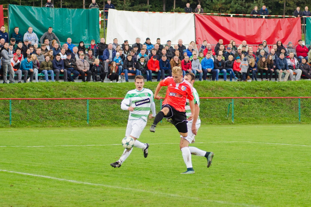 COSMOS NOWOTANIEC - KARPATY KROSNO