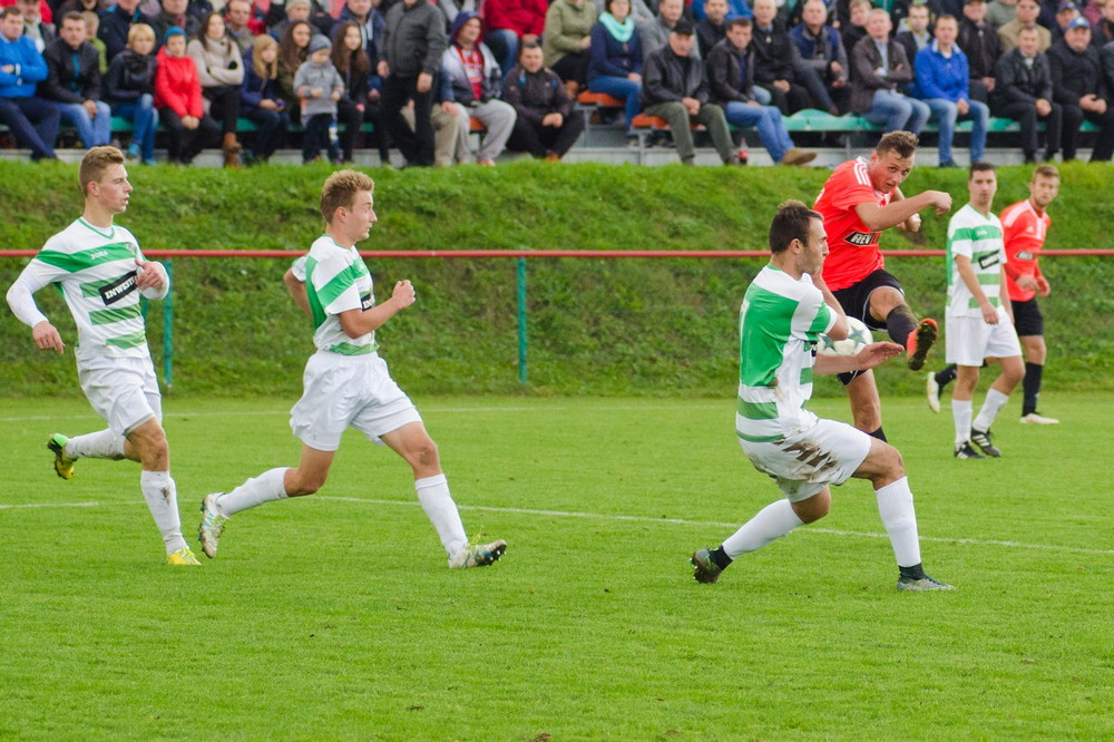 COSMOS NOWOTANIEC - KARPATY KROSNO
