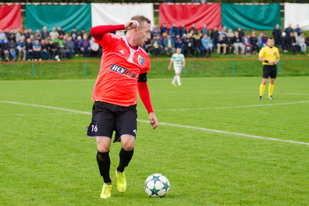 COSMOS NOWOTANIEC - KARPATY KROSNO