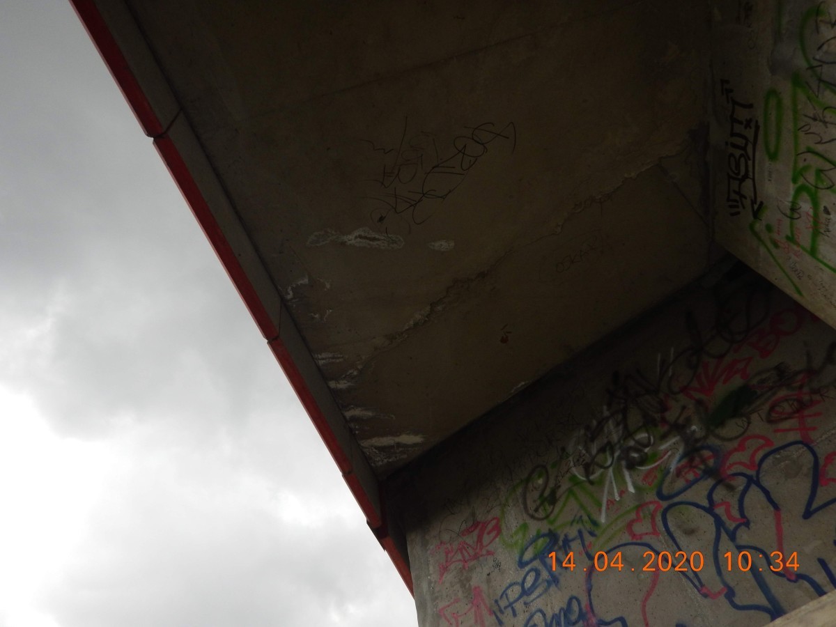 Pseudografficiarze zdewastowali kilka obiektów w Krośnie