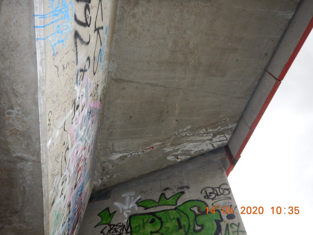 Pseudografficiarze zdewastowali kilka obiektów w Krośnie