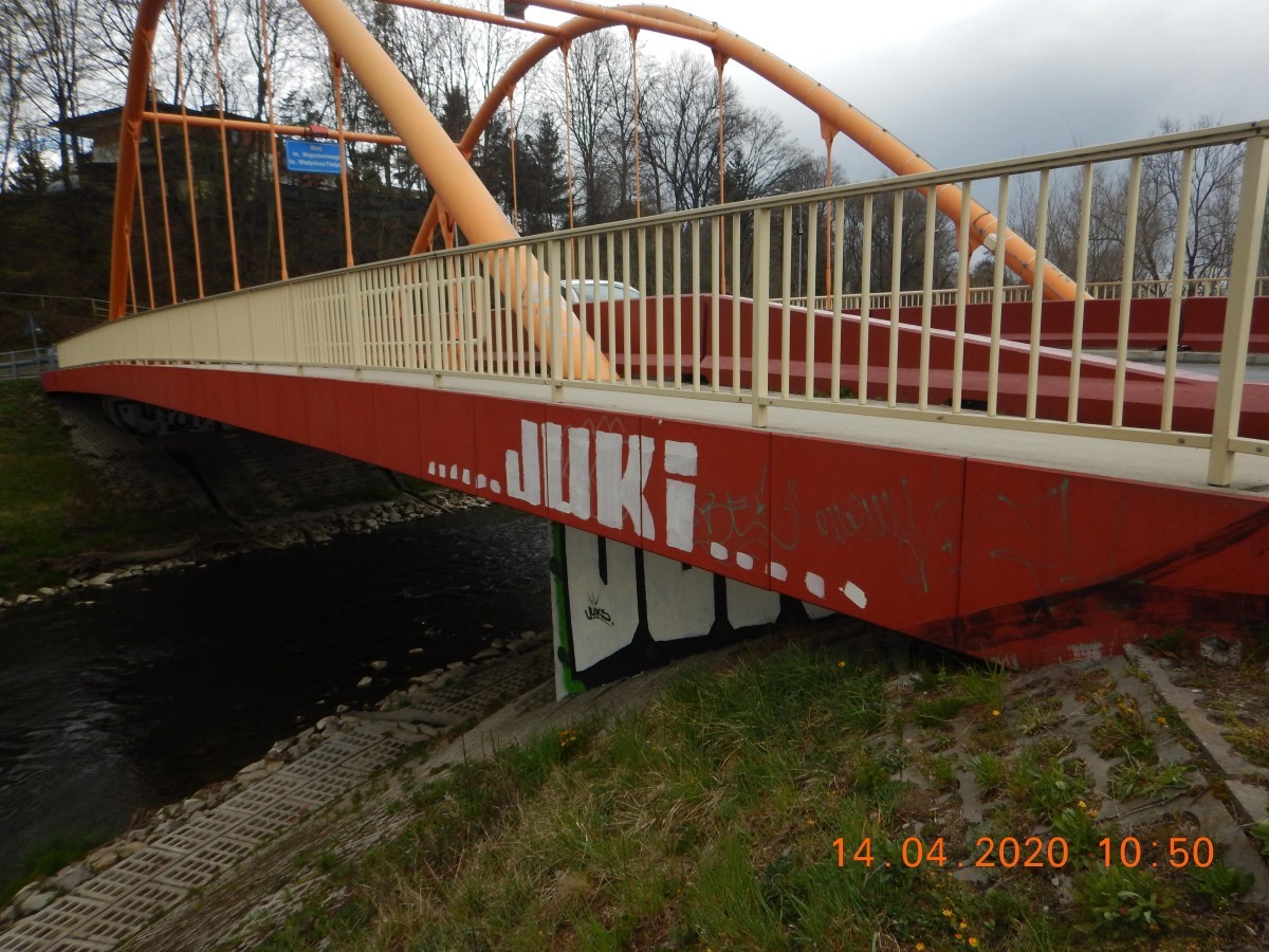 Pseudografficiarze zdewastowali kilka obiektów w Krośnie