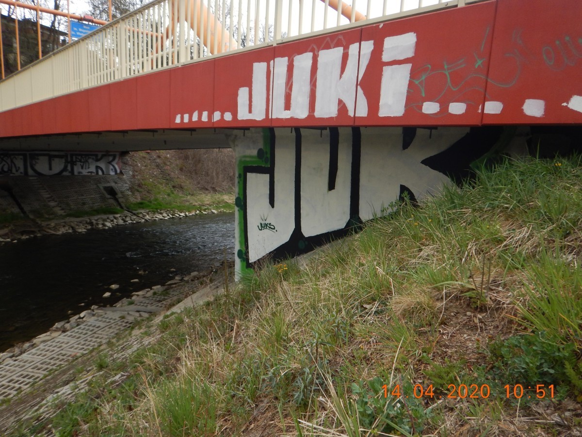 Pseudografficiarze zdewastowali kilka obiektów w Krośnie