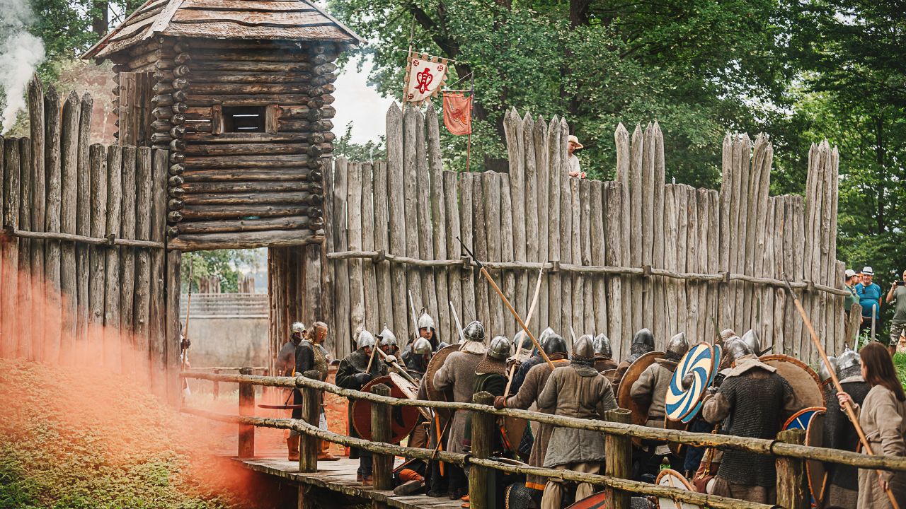 XIV Karpacki Festiwal Archeologiczny Dwa Oblicza w Skansenie Archeologicznym Karpacka Troja