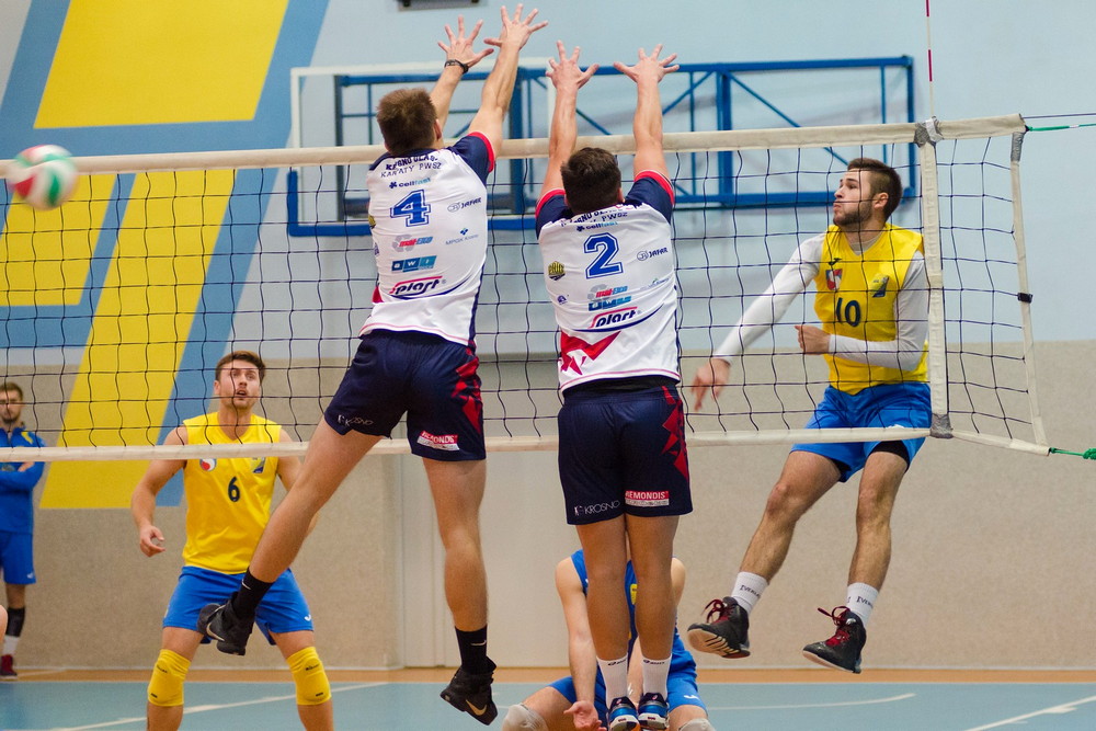 KROSNO GLASS KARPATY PWSZ - ASPS AVIA ŚWIDNIK