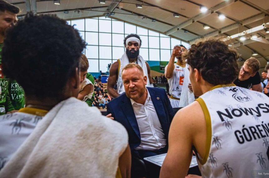 Miasto Szkła podejmuje mistrza z Zielonej Góry