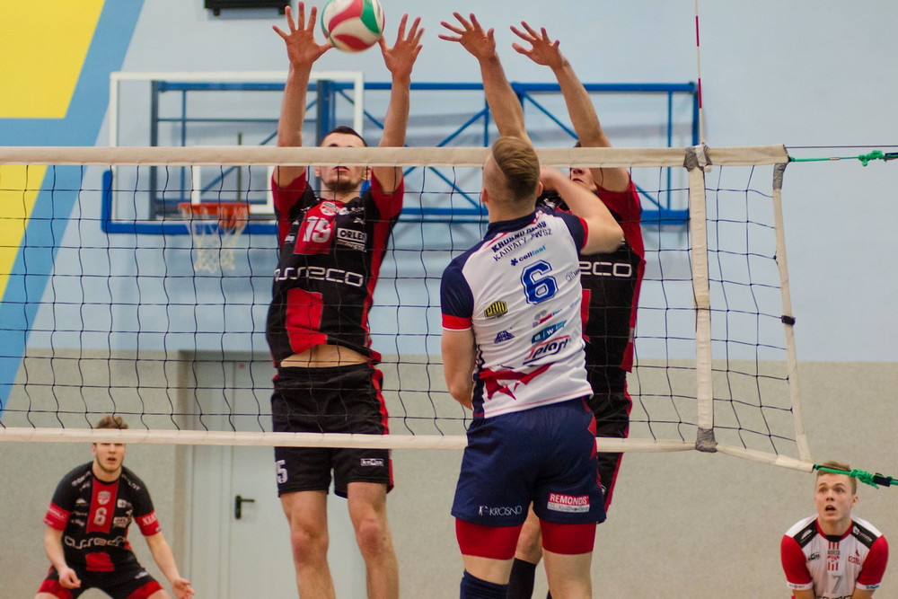 Krosno Glass Karpaty PWSZ - AKS V LO Rzeszów. Fot. Tomasz Jerzak