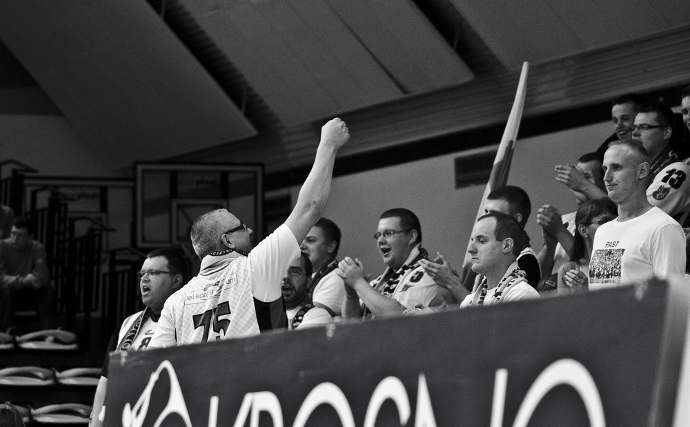 KOSZYKÓWKA: Miasto Szkła Krosno 62:52 Legia Warszawa. Fot. Karol Słomka