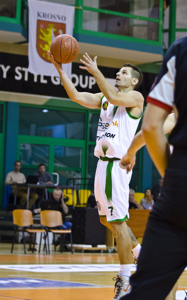 KOSZYKÓWKA: Miasto Szkła Krosno 62:52 Legia Warszawa. Fot. Karol Słomka