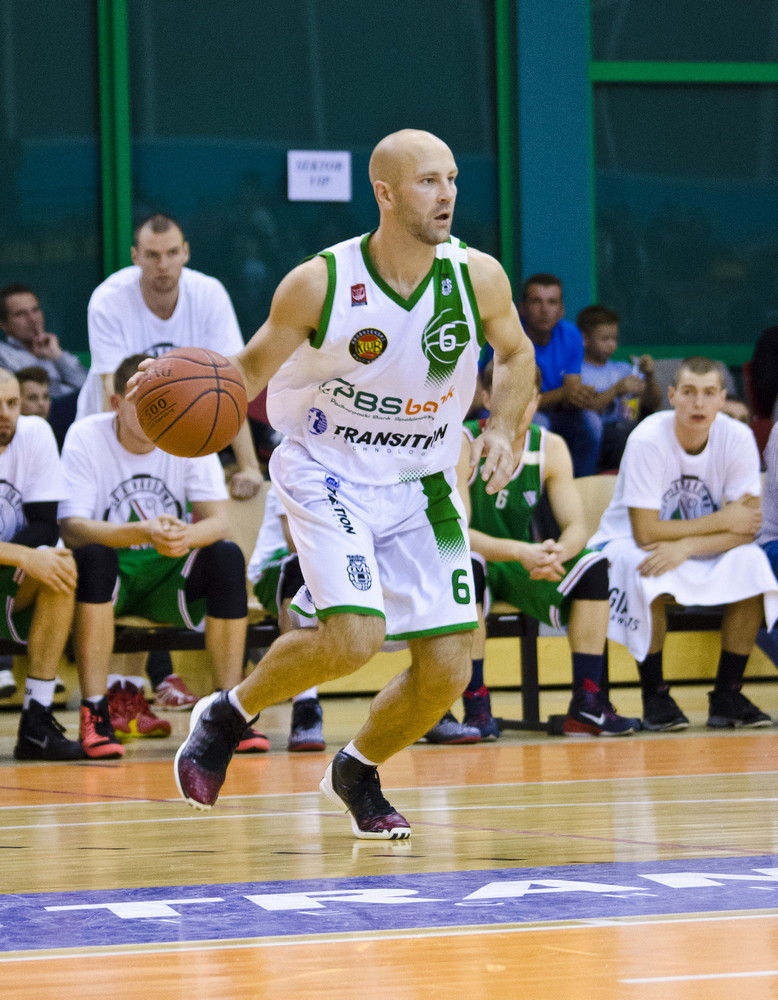 KOSZYKÓWKA: Miasto Szkła Krosno 62:52 Legia Warszawa. Fot. Karol Słomka