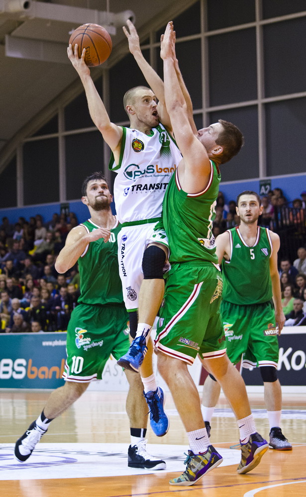 KOSZYKÓWKA: Miasto Szkła Krosno 62:52 Legia Warszawa. Fot. Karol Słomka