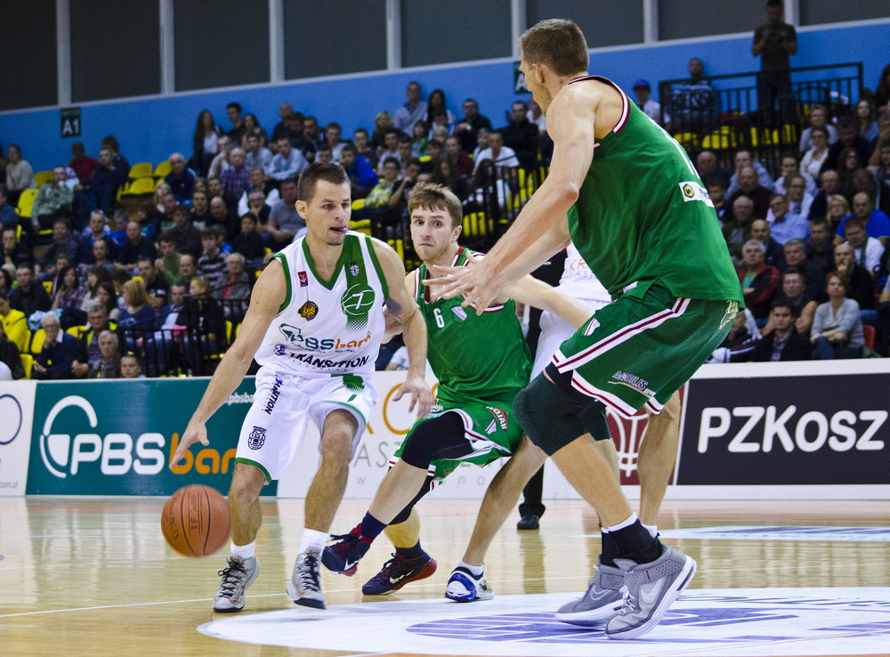 KOSZYKÓWKA: Miasto Szkła Krosno 62:52 Legia Warszawa. Fot. Karol Słomka