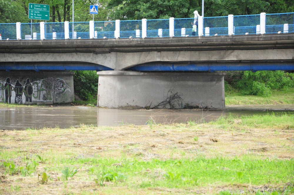 Pogotowie przeciwpowodziowe - Wisłok - Krosno. Fot. KrosnoCity.pl