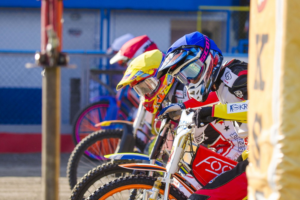 KSM Krosno - GTM Start Gniezno. Fot. Karol Słomka