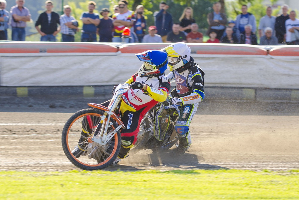 KSM Krosno - Stal-Met Kolejarza Opole. Fot. Karol Słomka