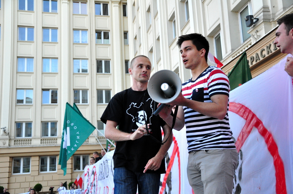 "Donald ty łotrze, w Rzeszowie nikt cię nie poprze!"