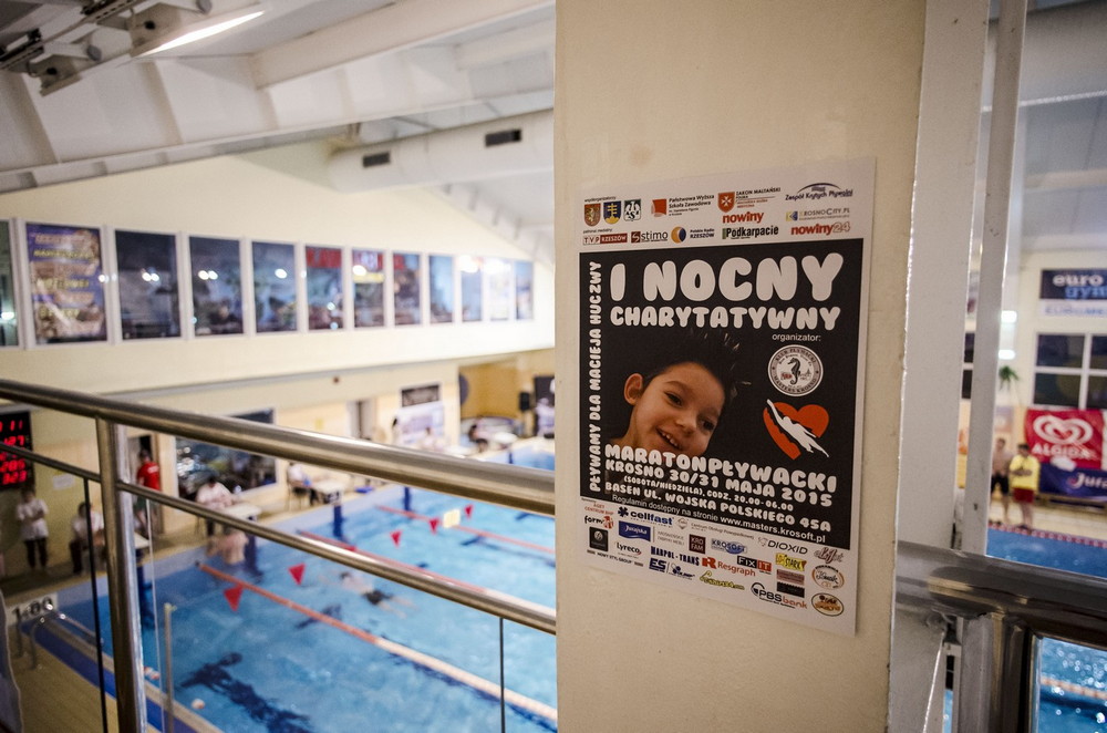 I Nocny Charytatywny Maraton Pływacki. Fot. Karol Słomka