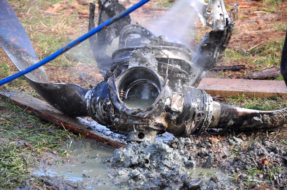 Prace archeologiczne: Messerschmitt Bf 109 E. Fot. KrosnoCity.pl