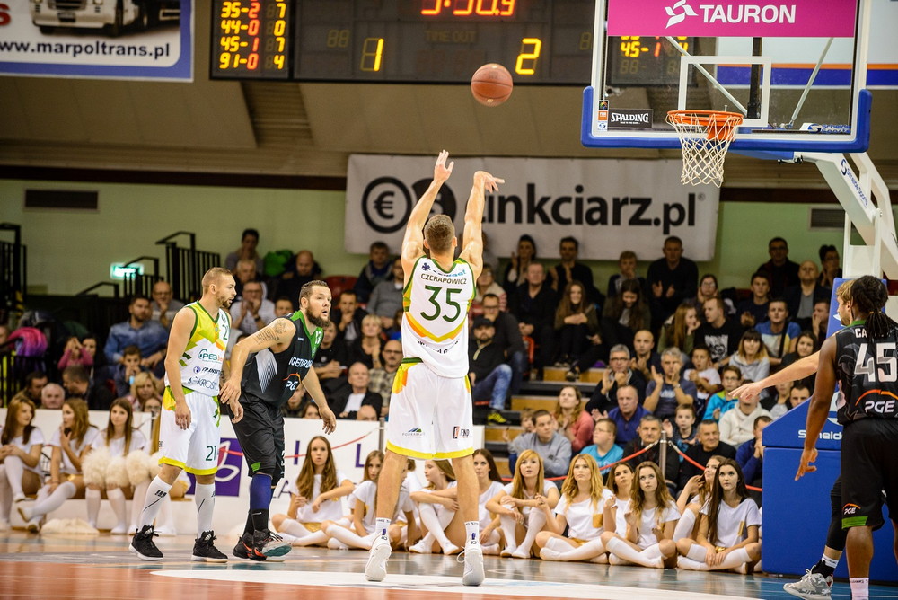 Miasto Szkła Krosno vs PGE Turów Zgorzelec. Fot. Marek Marczak